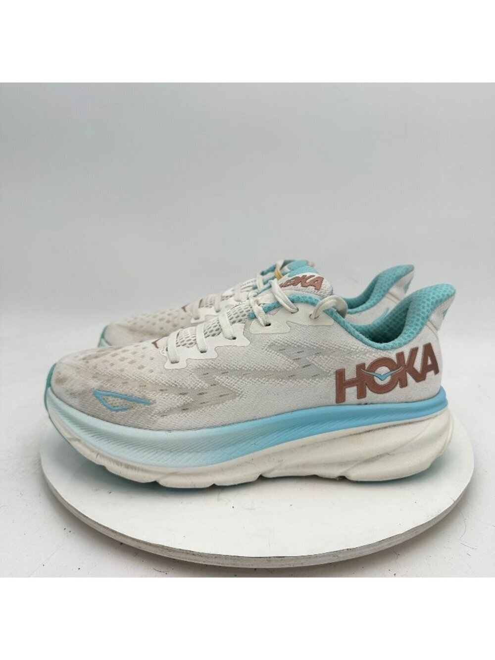 Hoka One One Clifton 9 Women Size 8B 1127896-FTRS Frost Rose Gold Shoes